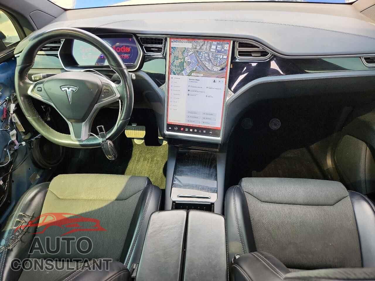 TESLA MODEL X 2017 - 5YJXCBE25HF060736