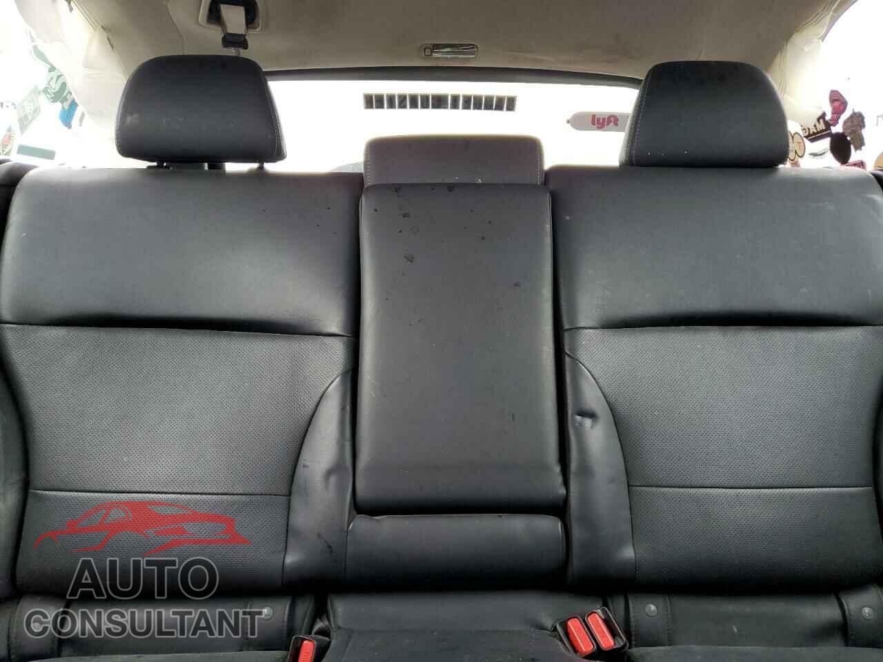 SUBARU OUTBACK 2017 - 4S4BSANC4H3369414