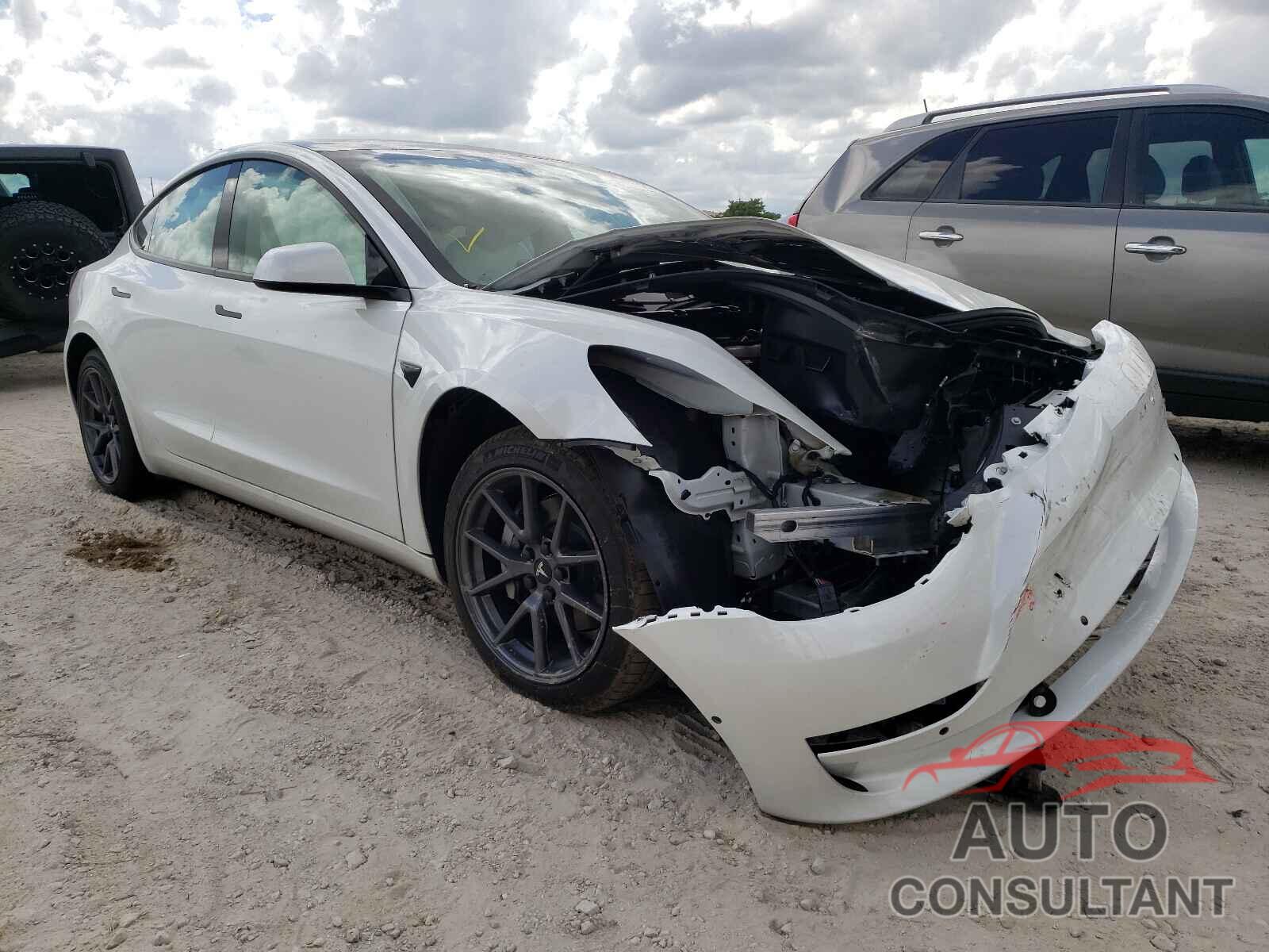 TESLA MODEL 3 2021 - 5YJ3E1EA5MF048820