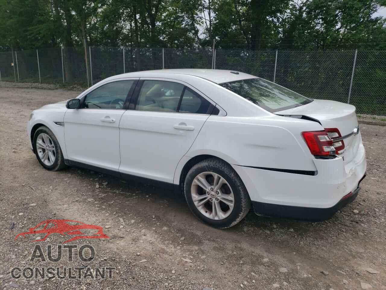 FORD TAURUS 2016 - 1FAHP2E82GG100052
