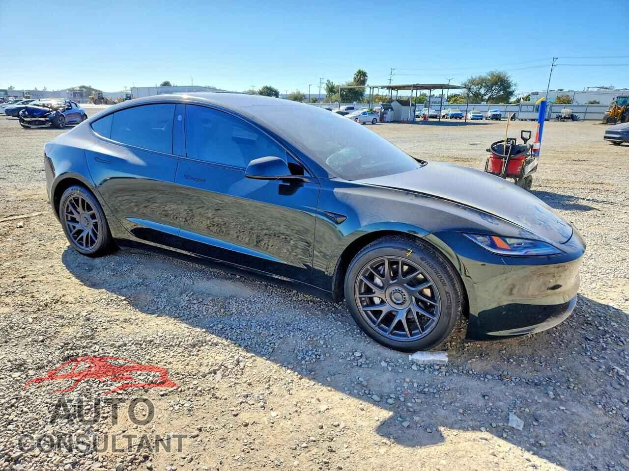 TESLA MODEL 3 2024 - 5YJ3E1EB5RF793261