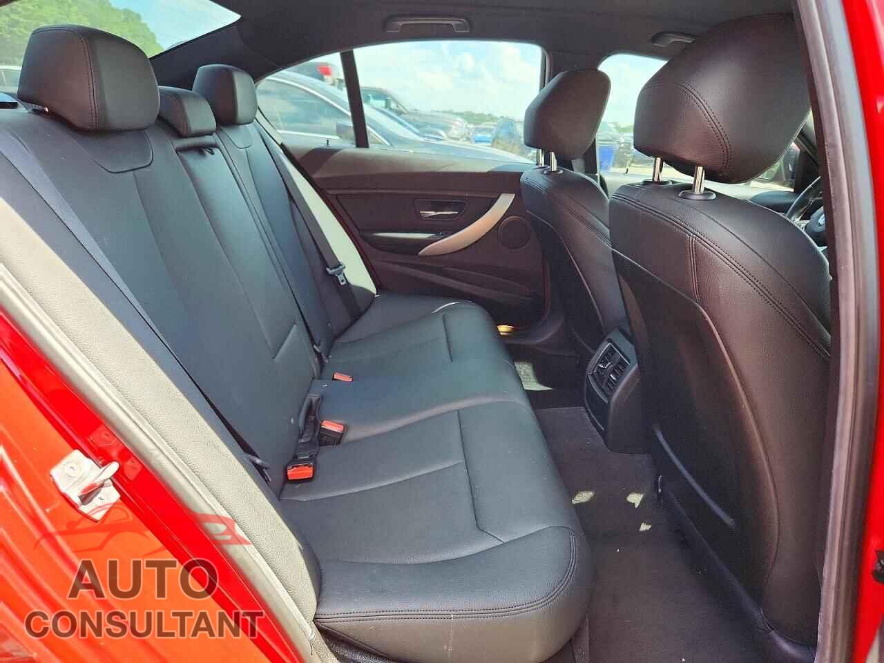 BMW 3 SERIES 2016 - WBA8E1G5XGNU11573