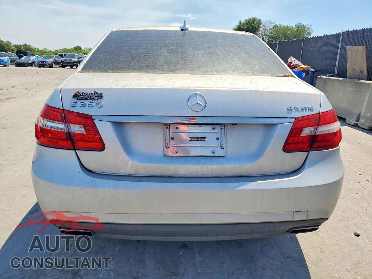 MERCEDES-BENZ E-CLASS 2011 - WDDHF8HB5BA466256