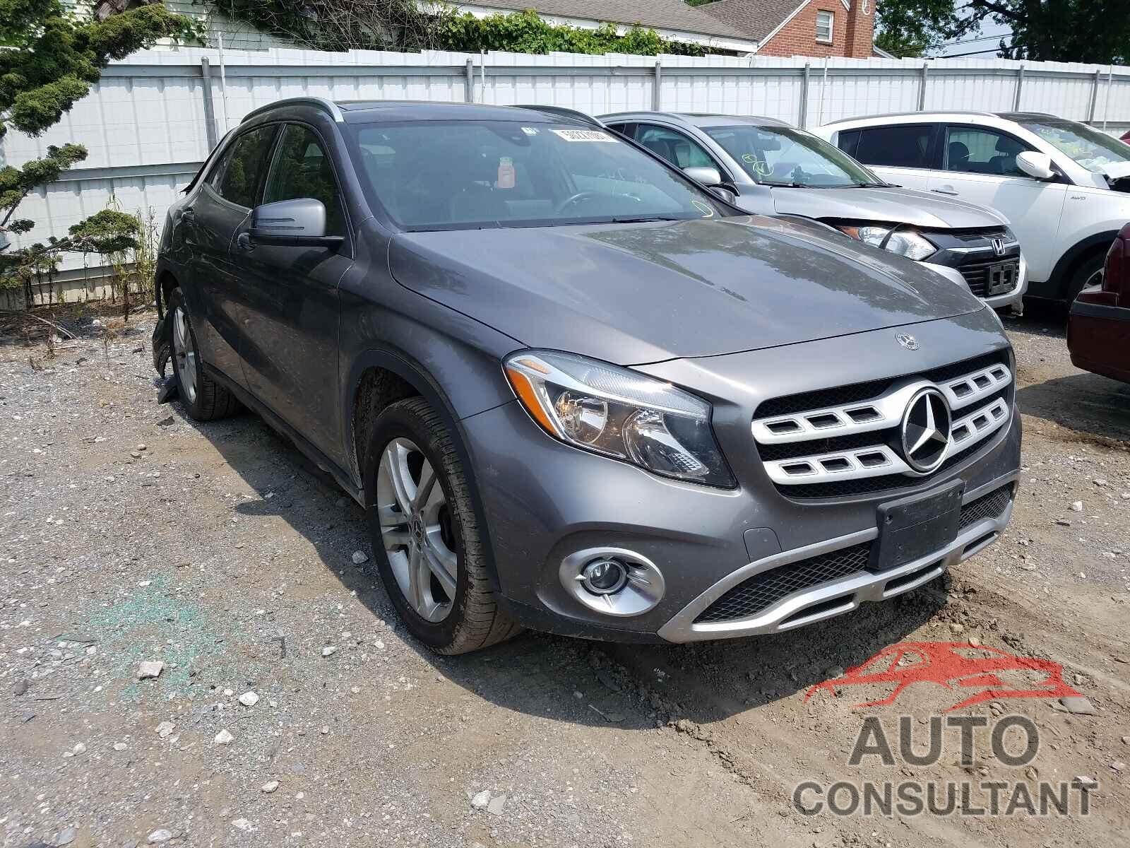 MERCEDES-BENZ GLA-CLASS 2018 - WDCTG4GB3JJ445944