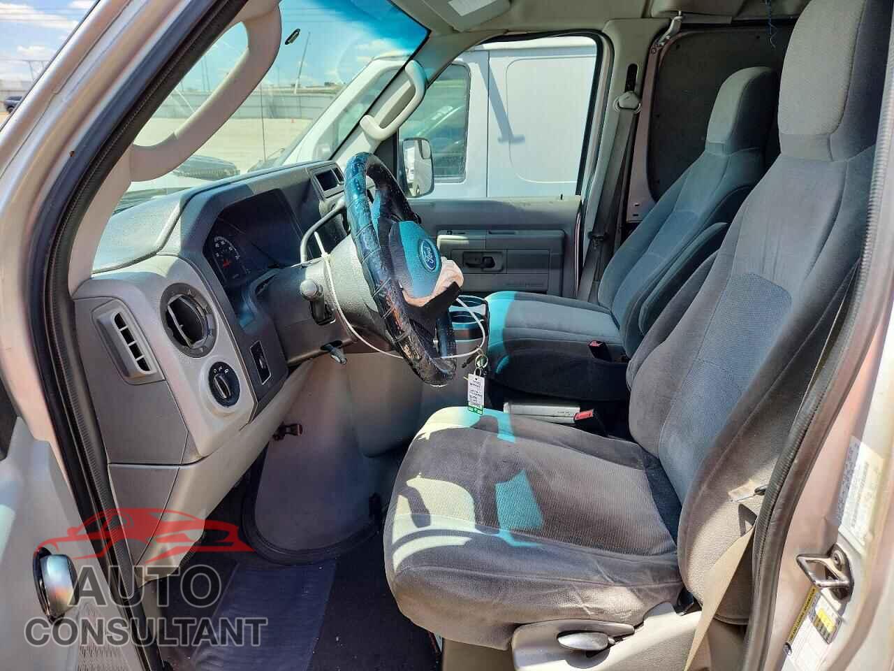 FORD ECONOLINE 2010 - 1FTNE2EL5ADA18039