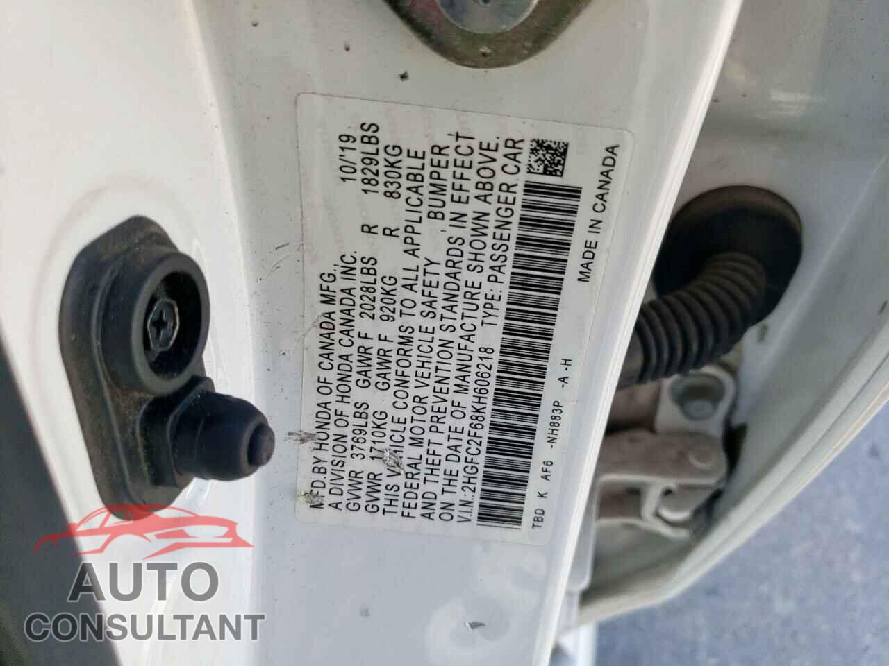HONDA CIVIC 2019 - 2HGFC2F68KH606218