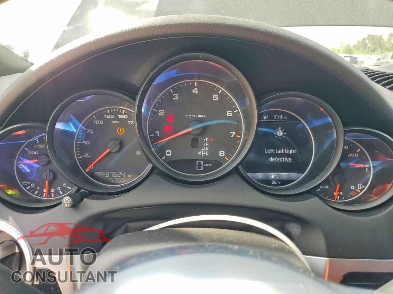 PORSCHE CAYENNE 2018 - WP1AA2A27JKA04631