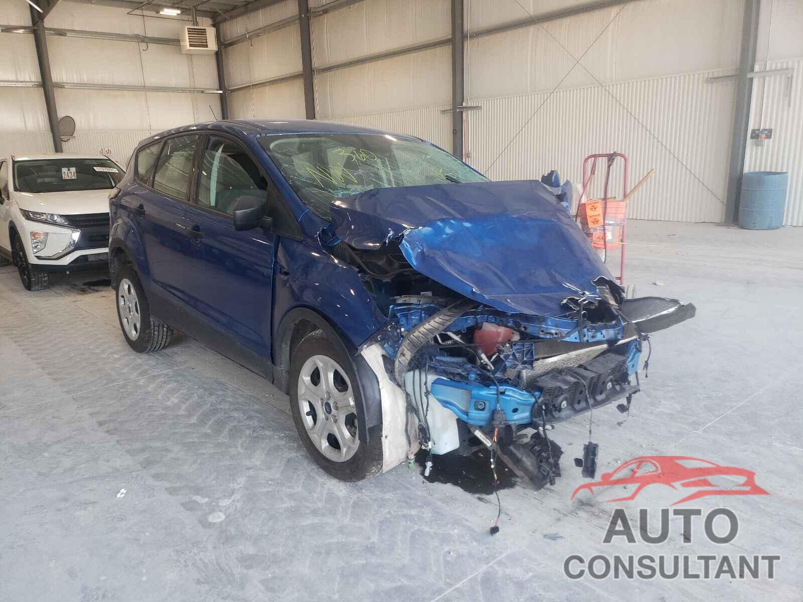 FORD ESCAPE 2017 - 1FMCU0F75HUD10893