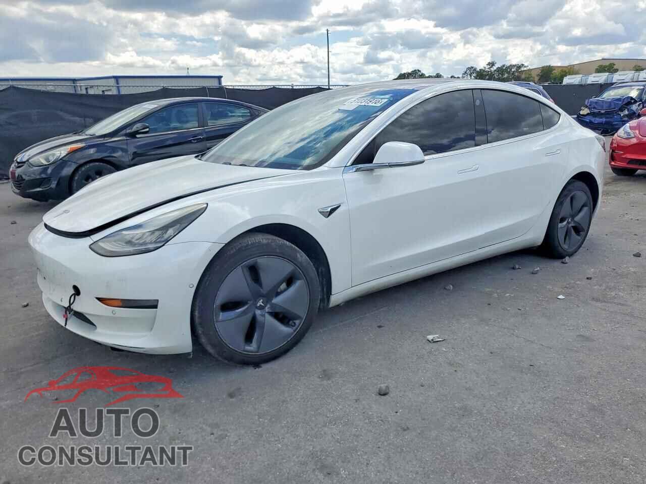 TESLA MODEL 3 2019 - 5YJ3E1EA7KF426584
