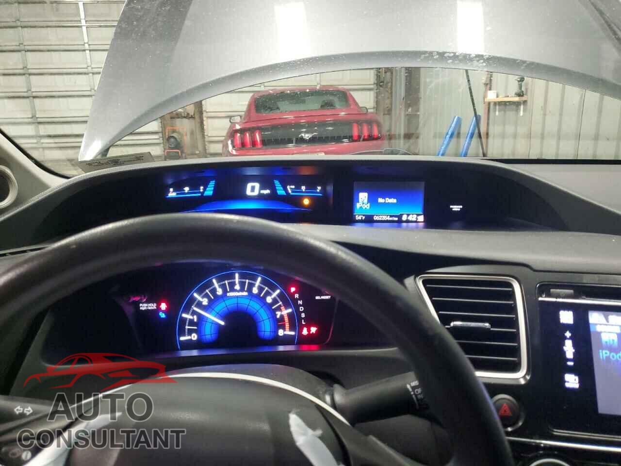HONDA CIVIC 2015 - 2HGFB2F73FH556684