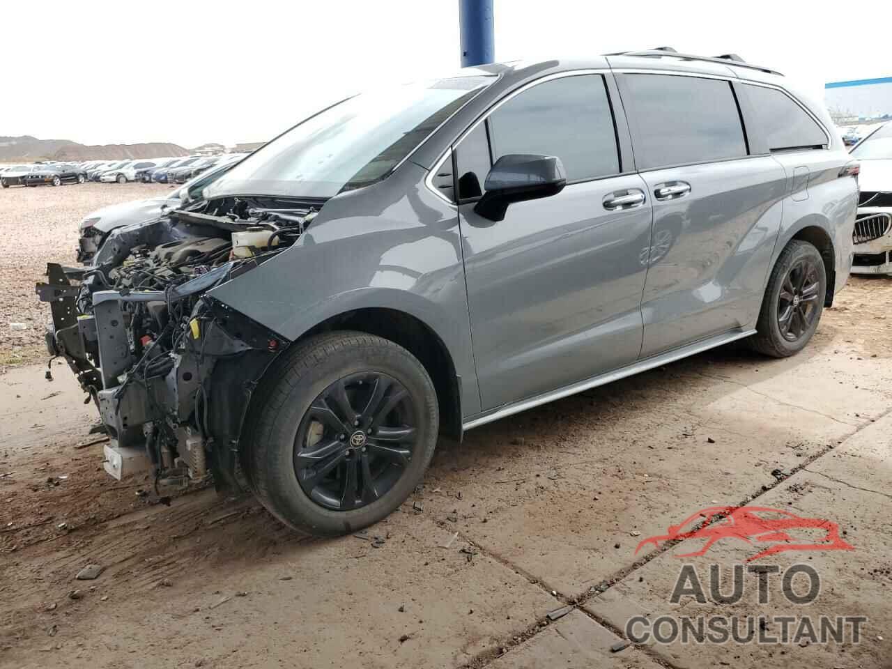 TOYOTA SIENNA 2024 - 5TDCSKFC9RS122614
