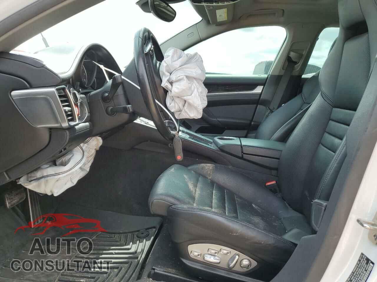 PORSCHE PANAMERA 2016 - WP0AA2A72GL000938