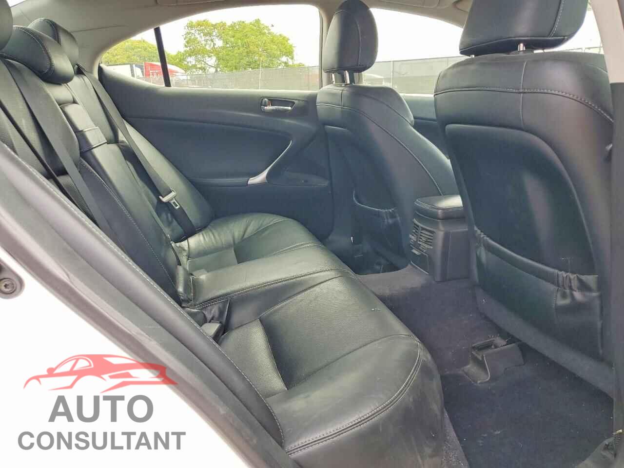 LEXUS IS 2010 - JTHBF5C22A5124792
