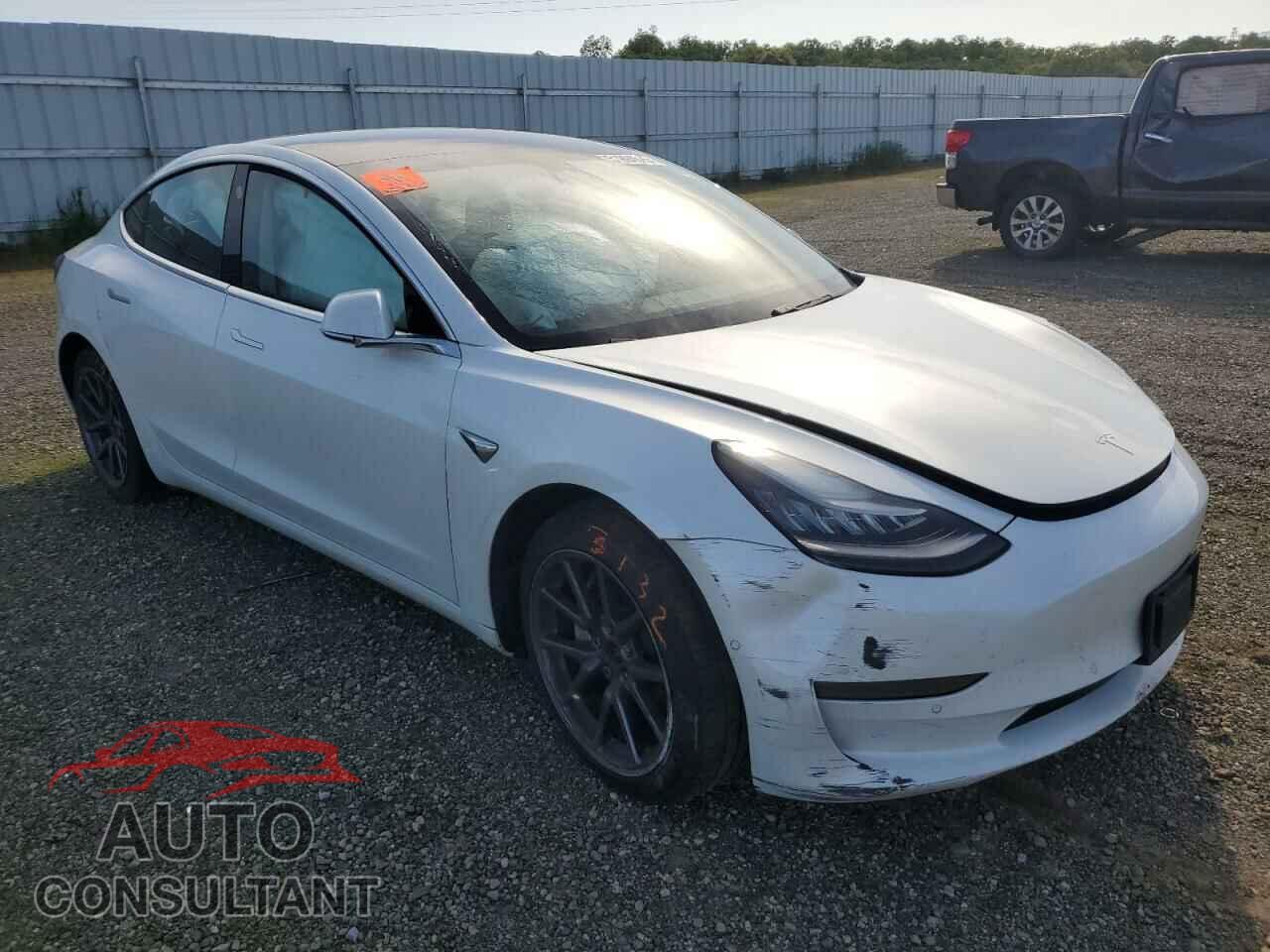 TESLA MODEL 3 2019 - 5YJ3E1EB2KF511969