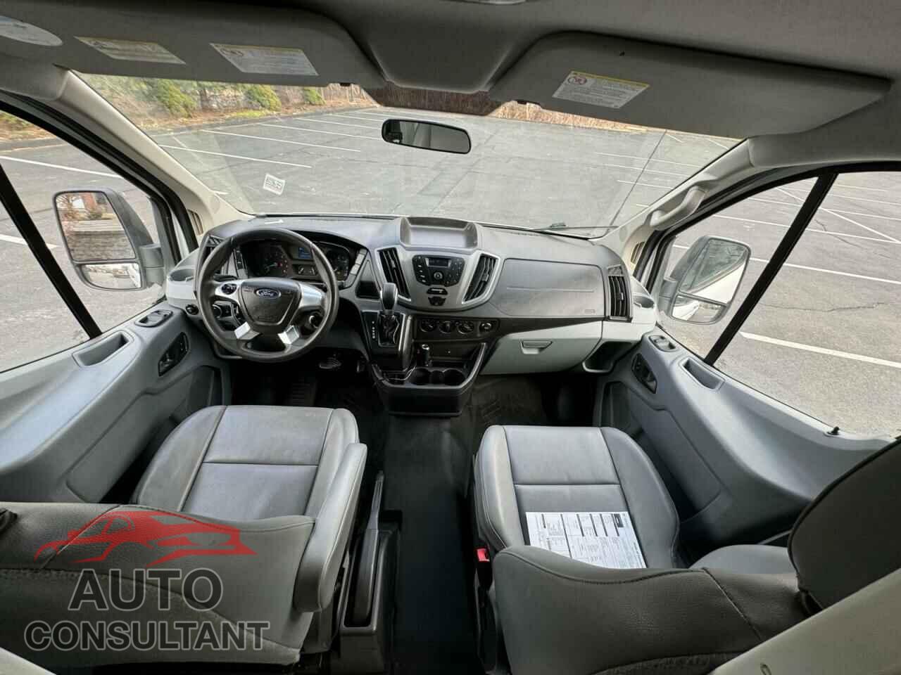 FORD TRANSIT 2015 - 1FTNE2YM1FKA42474