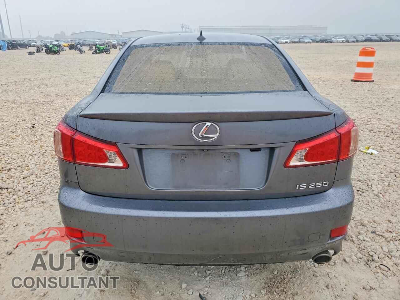 LEXUS IS 2012 - JTHBF5C28C5183235