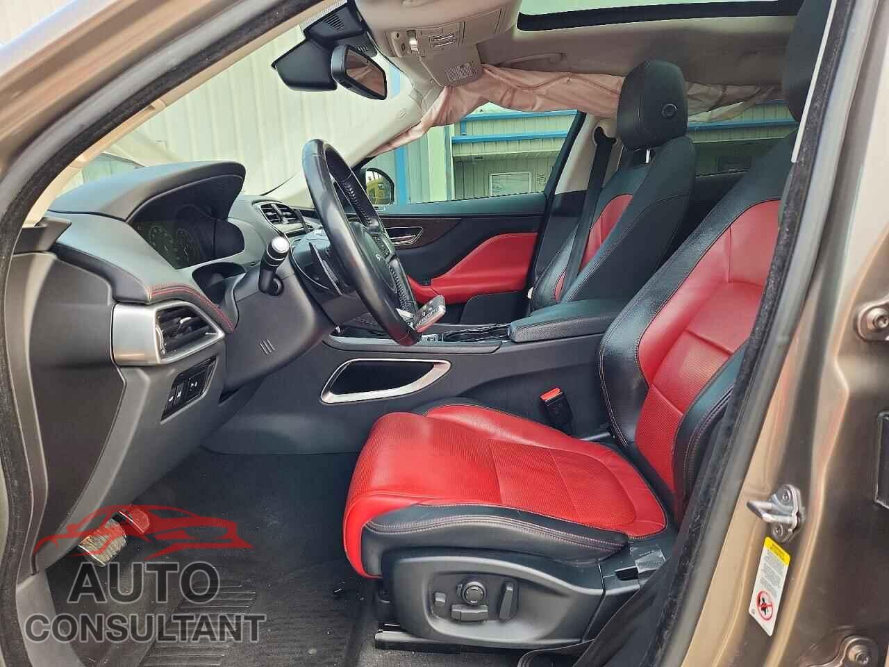 JAGUAR F-PACE 2017 - SADCL2BV2HA072613