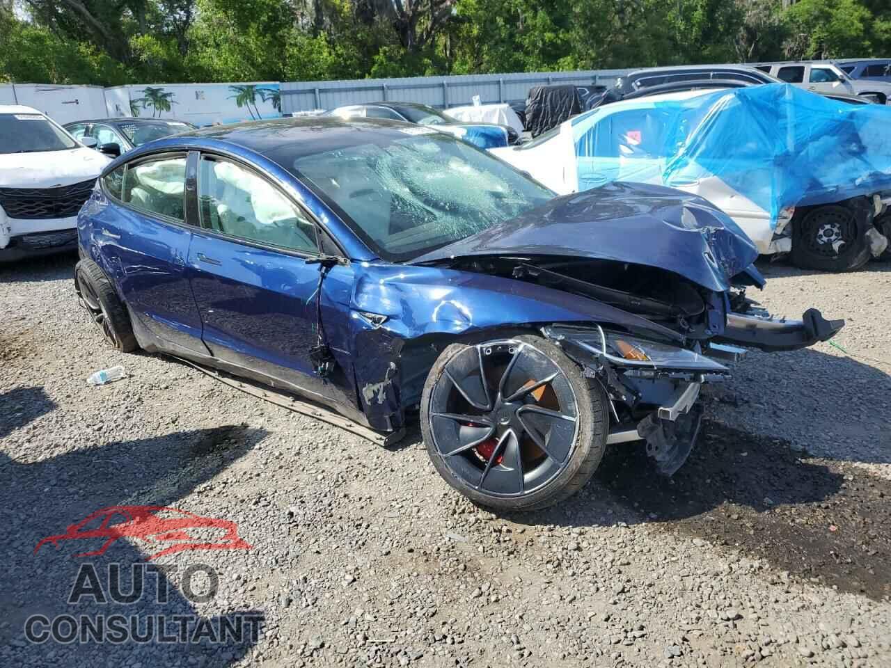 TESLA MODEL 3 2024 - 5YJ3E1ET9RF769554