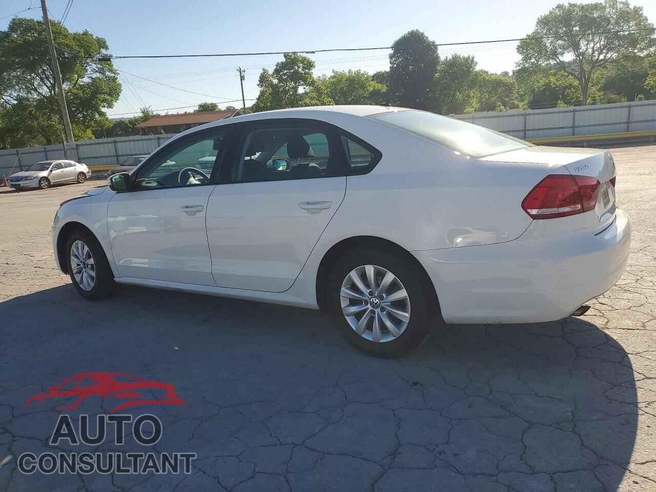 VOLKSWAGEN PASSAT 2013 - 1VWAP7A32DC093977