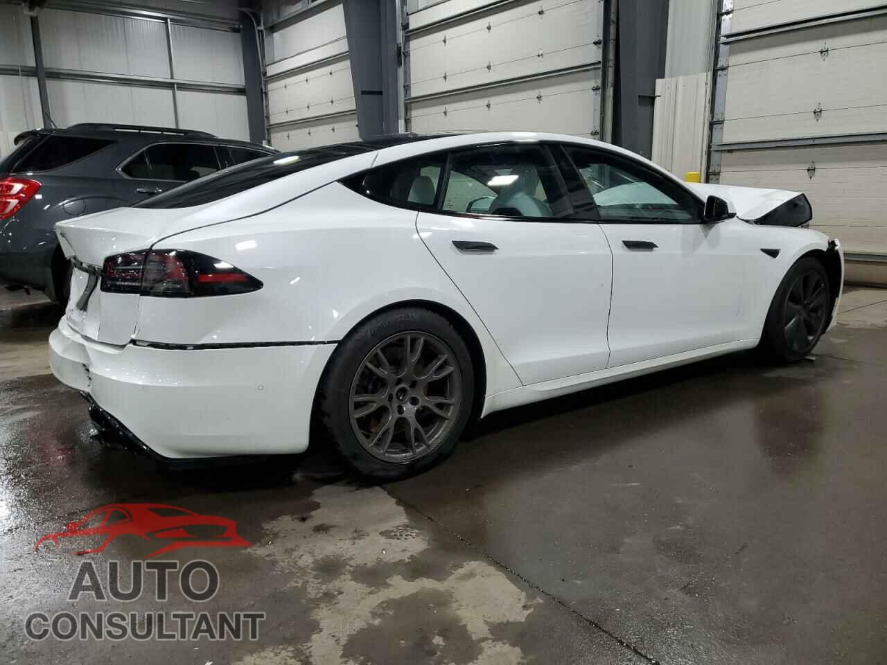 TESLA MODEL S 2023 - 5YJSA1E5XPF500758