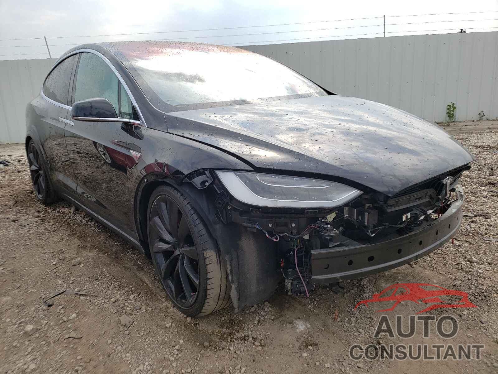 TESLA MODEL X 2016 - 5YJXCBE44GF005114