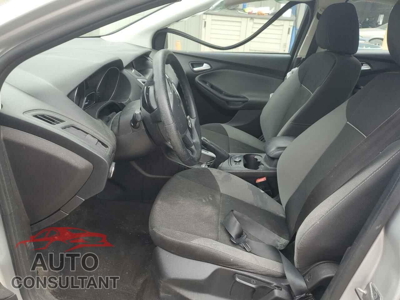 FORD FOCUS 2014 - 1FADP3F21EL286136