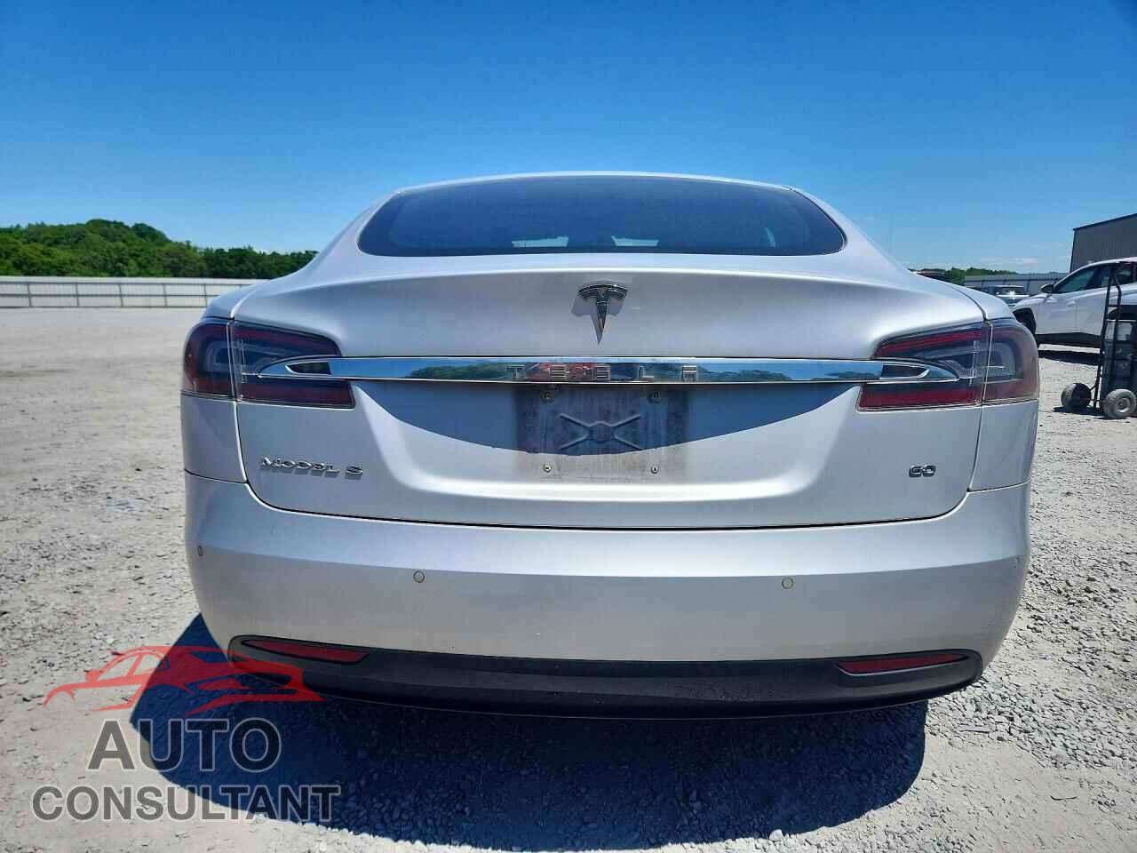 TESLA MODEL S 2016 - 5YJSA1E15GF175224