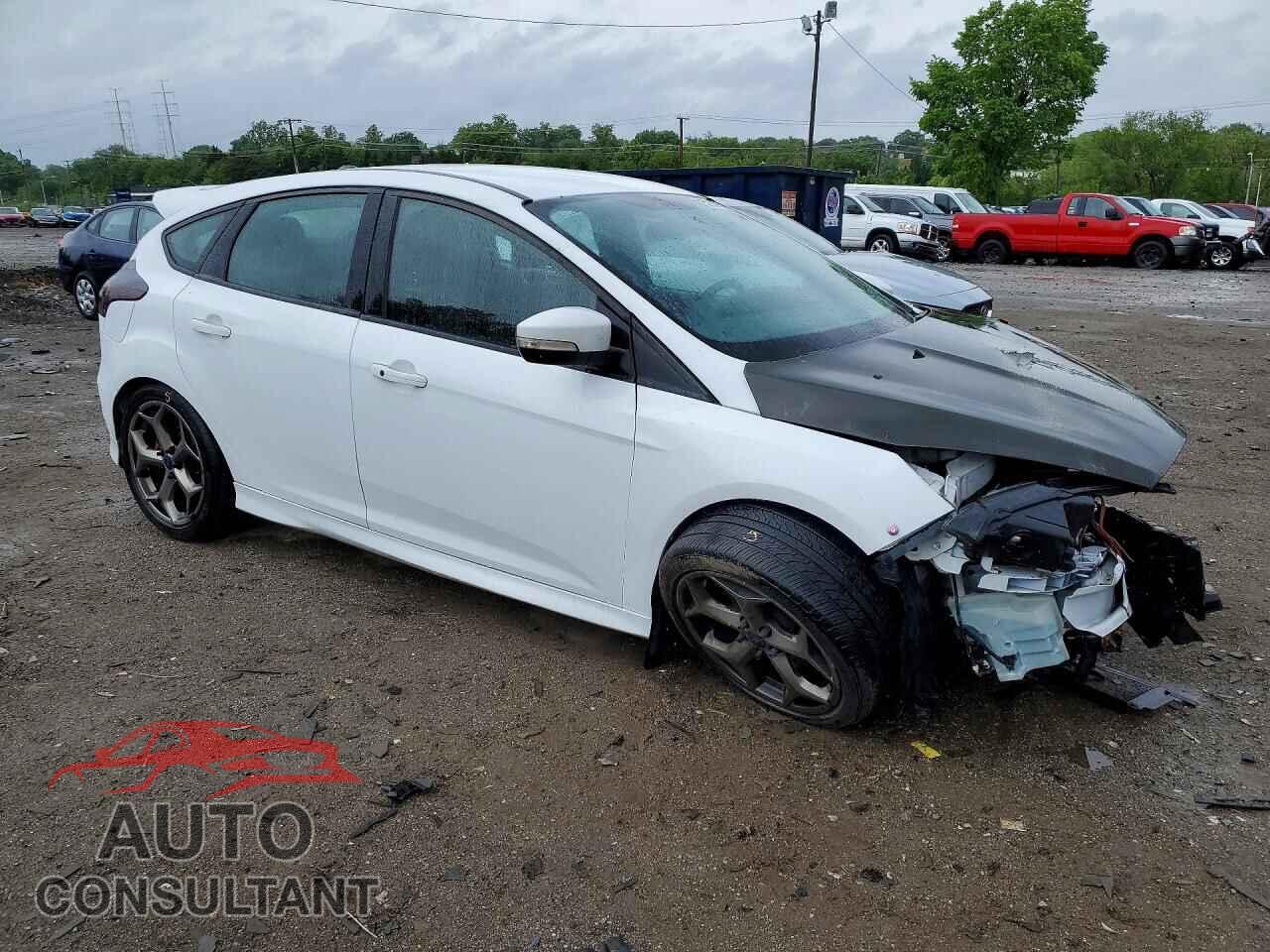 FORD FOCUS 2017 - 1FADP3L97HL338603
