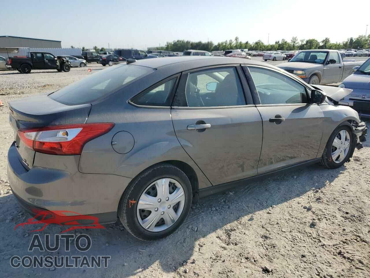 FORD FOCUS 2012 - 1FAHP3F25CL465925