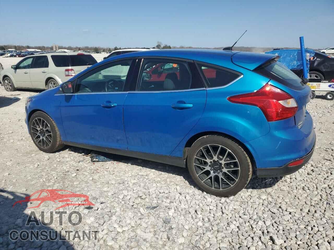 FORD FOCUS 2012 - 1FAHP3N28CL100592