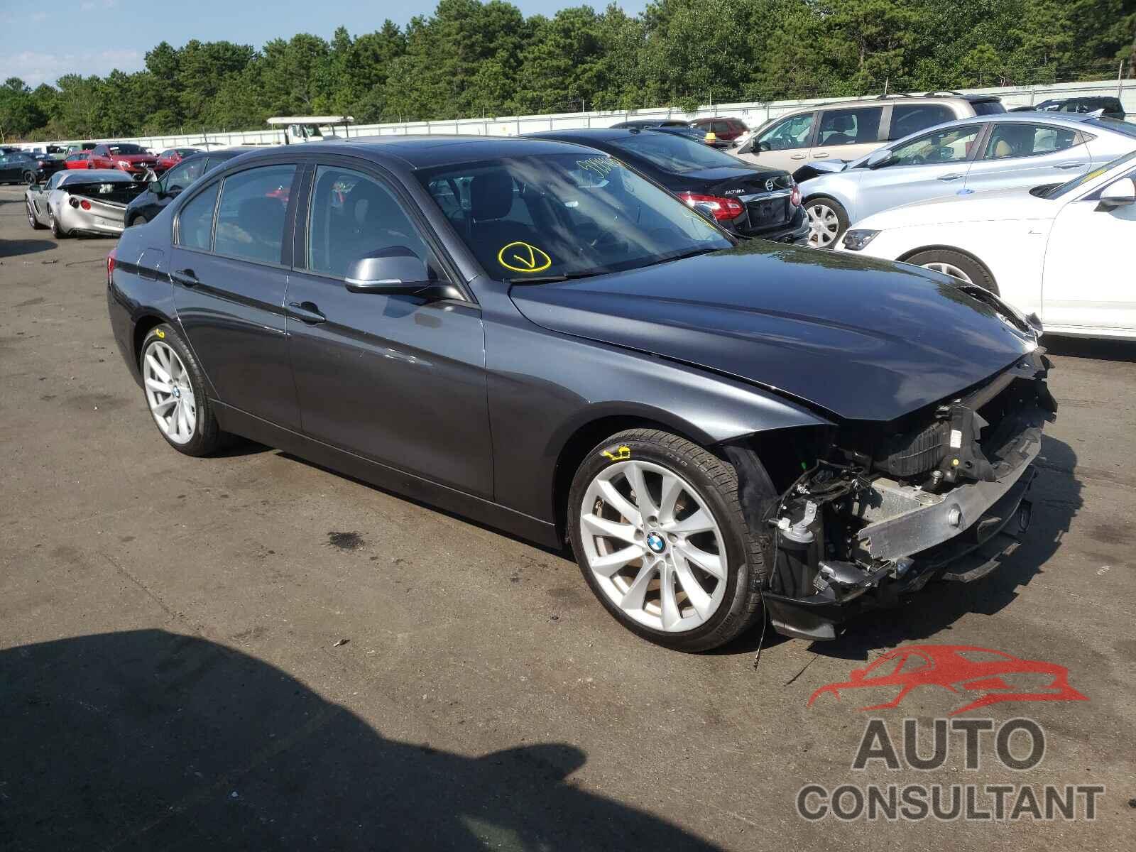 BMW 3 SERIES 2018 - WBA8A3C59JA067438