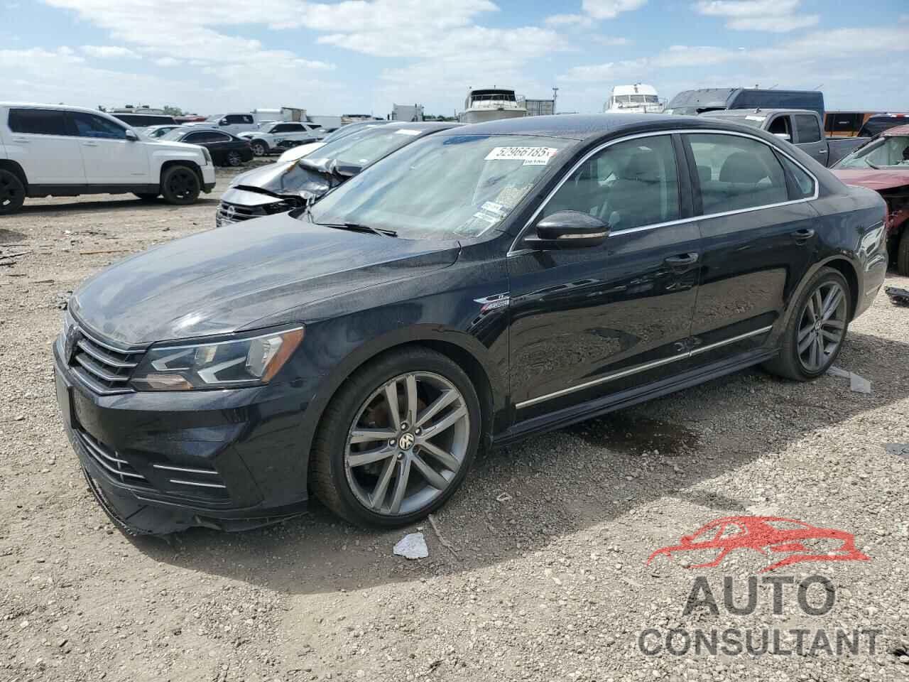 VOLKSWAGEN PASSAT 2017 - 1VWDT7A33HC046455