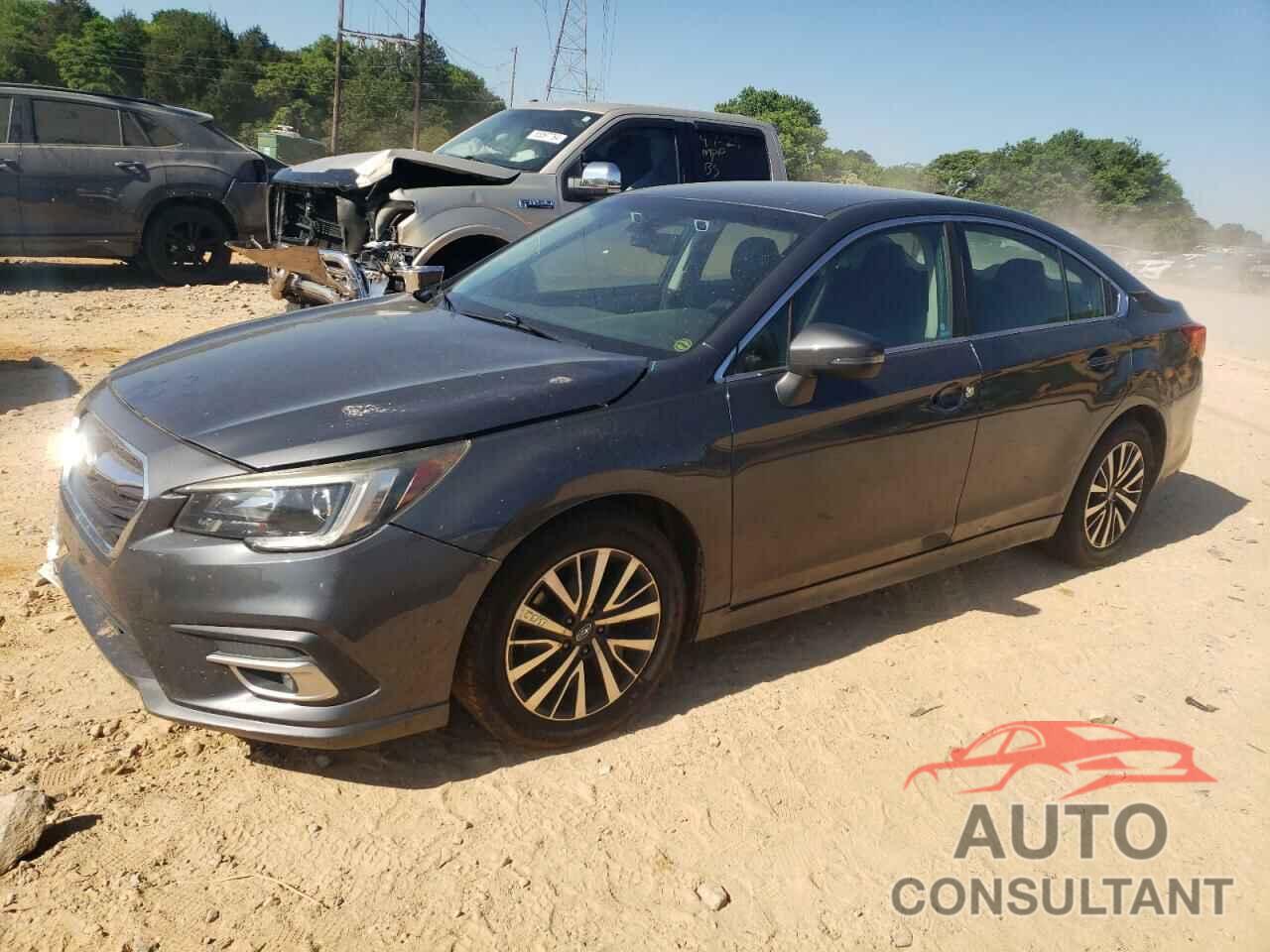 SUBARU LEGACY 2018 - 4S3BNAF60J3038128