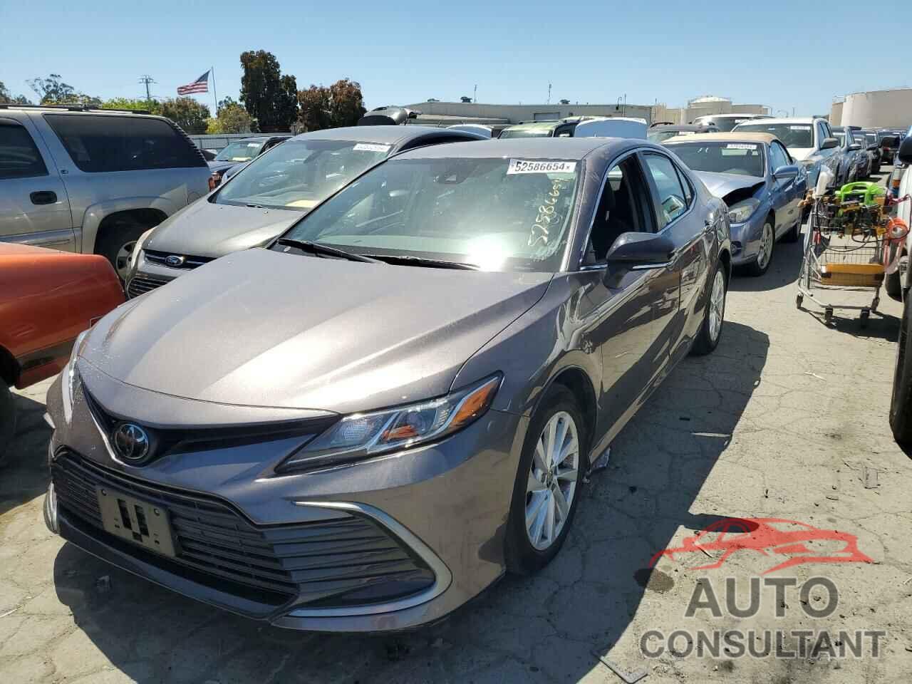 TOYOTA CAMRY 2022 - 4T1R11AK1NU655578