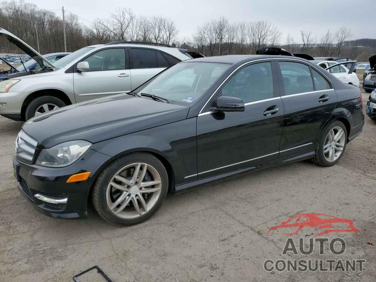 MERCEDES-BENZ C-CLASS 2013 - WDDGF8AB0DR283941