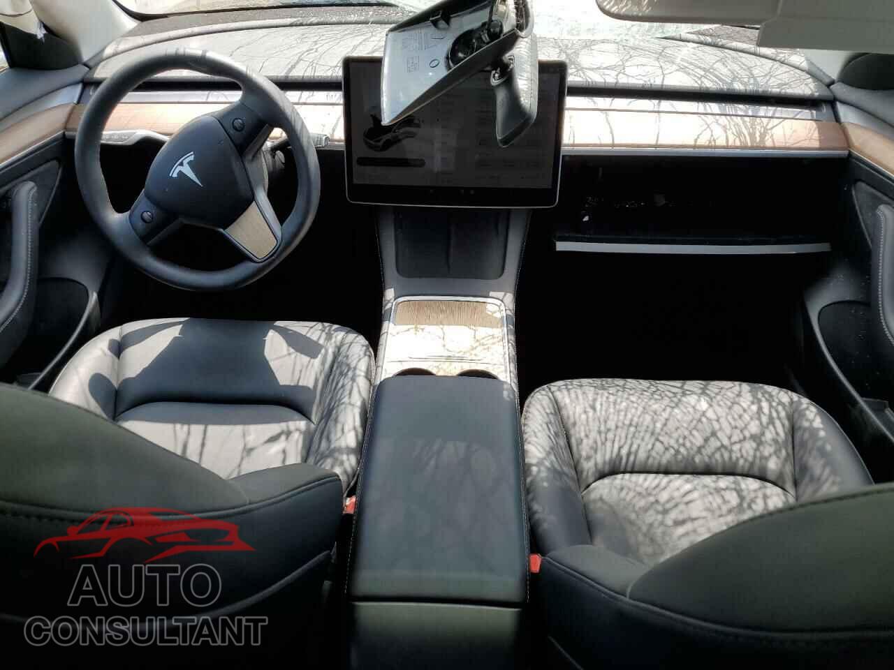 TESLA MODEL 3 2023 - 5YJ3E1EA3PF711533