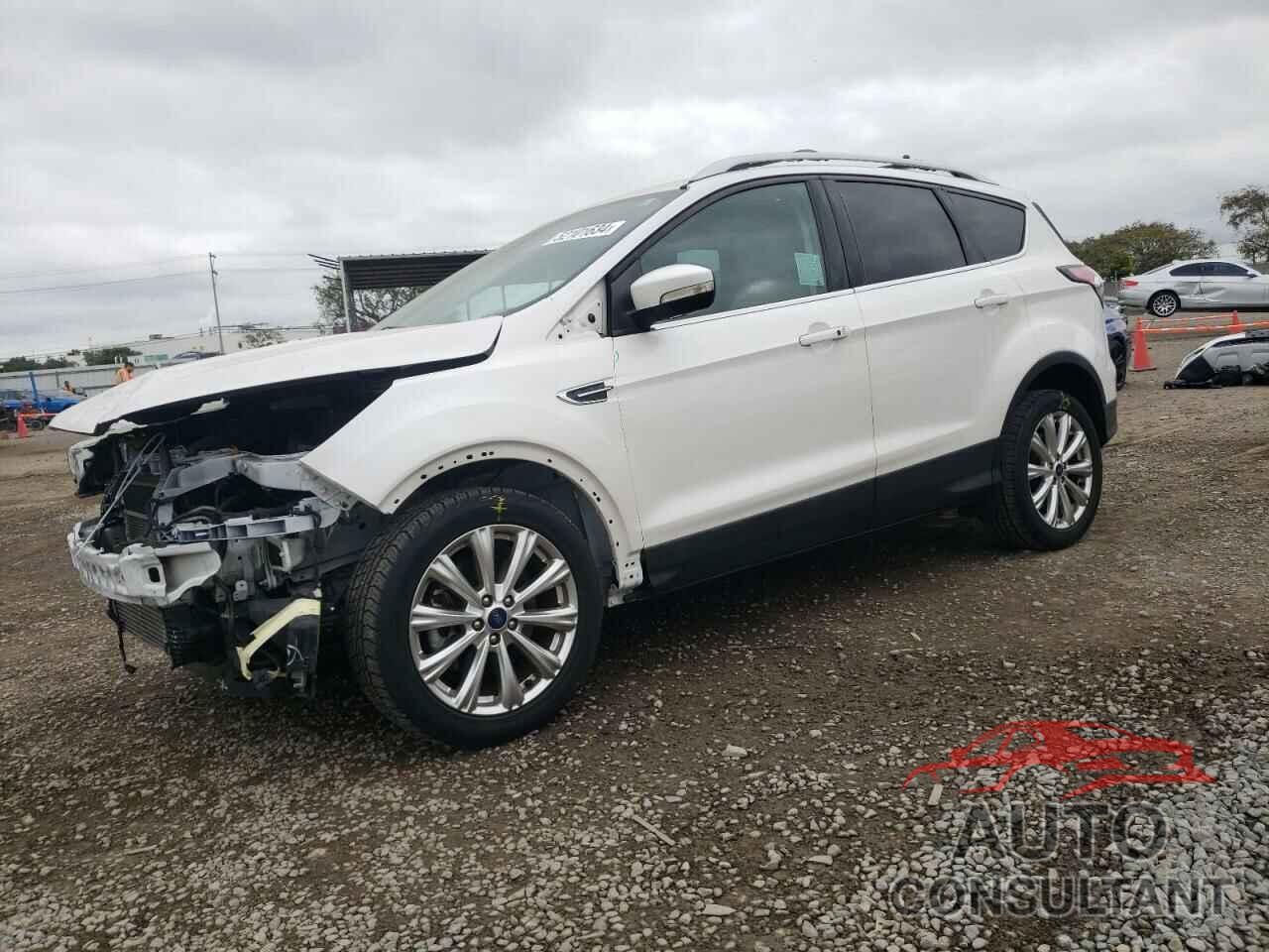 FORD ESCAPE 2017 - 1FMCU0J94HUA64427