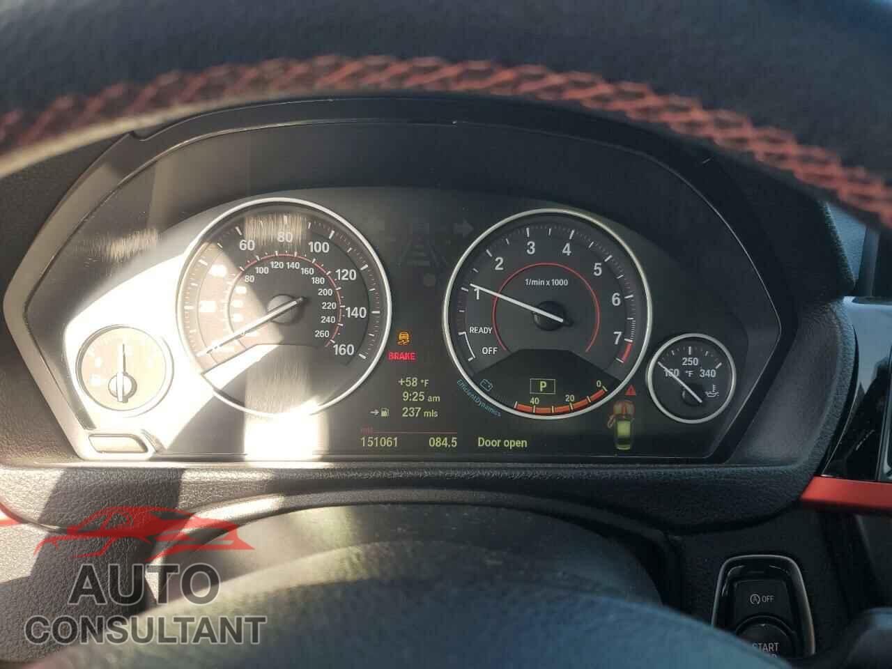 BMW 3 SERIES 2013 - WBA3A5C56DF352000
