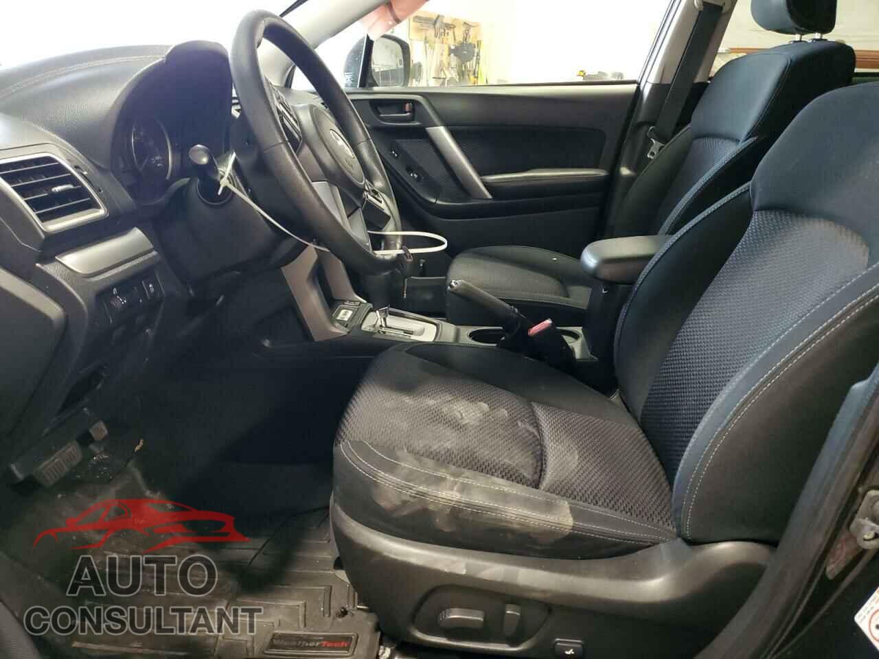 SUBARU FORESTER 2017 - JF2SJAEC9HH587621