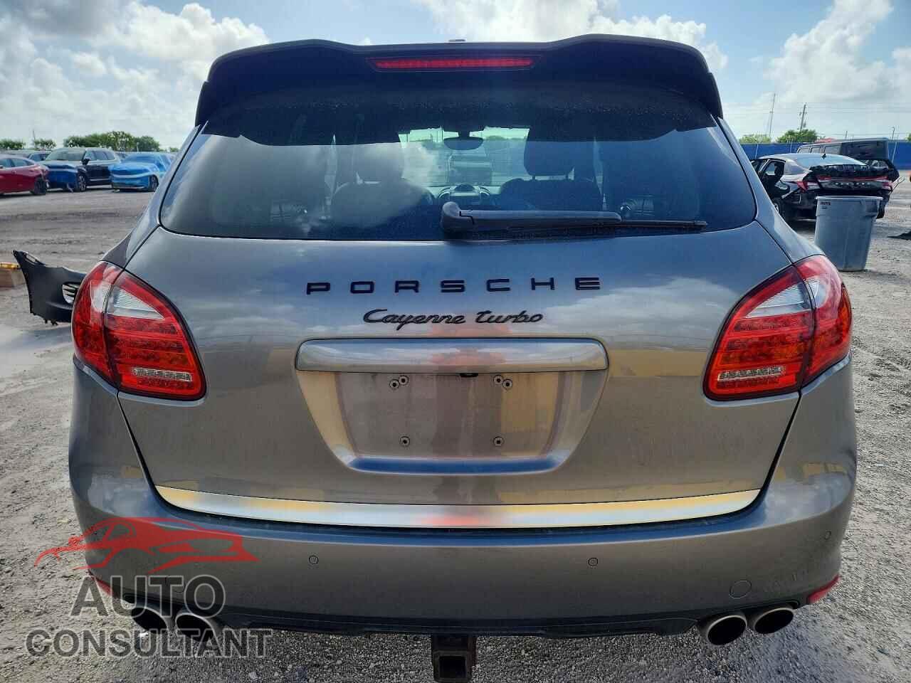 PORSCHE CAYENNE 2011 - WP1AC2A21BLA82036