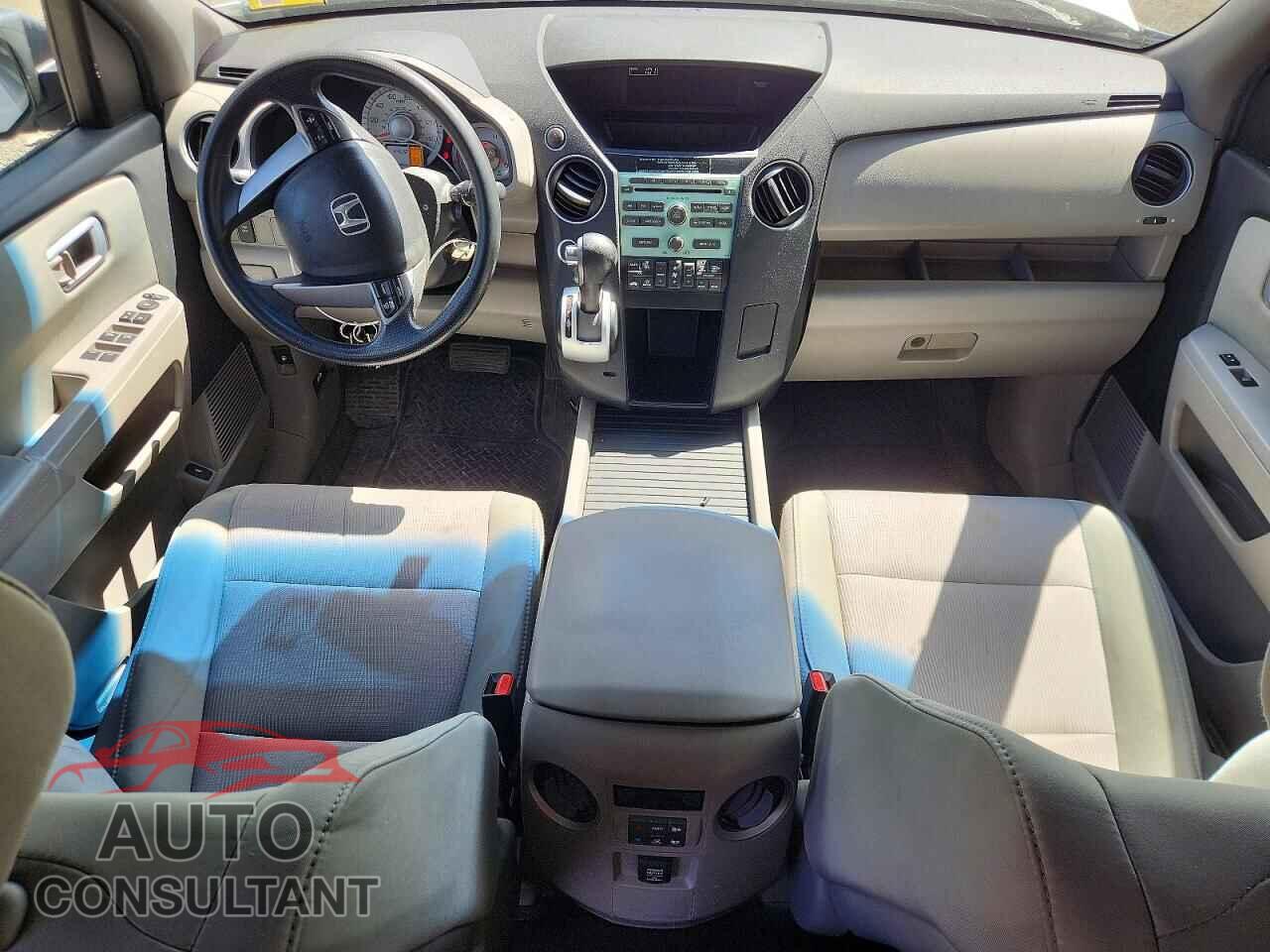 HONDA PILOT 2011 - 5FNYF4H45BB103094