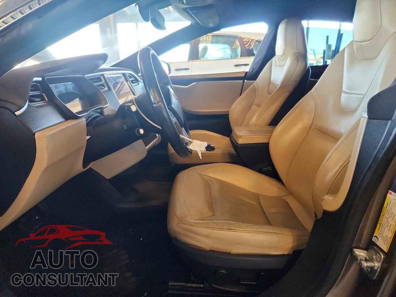 TESLA MODEL S 2015 - 5YJSA1E19FF106387