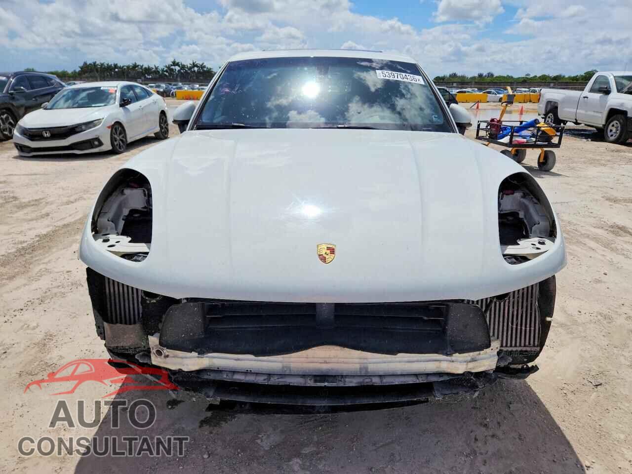 PORSCHE MACAN 2015 - WP1AB2A53FLB68158