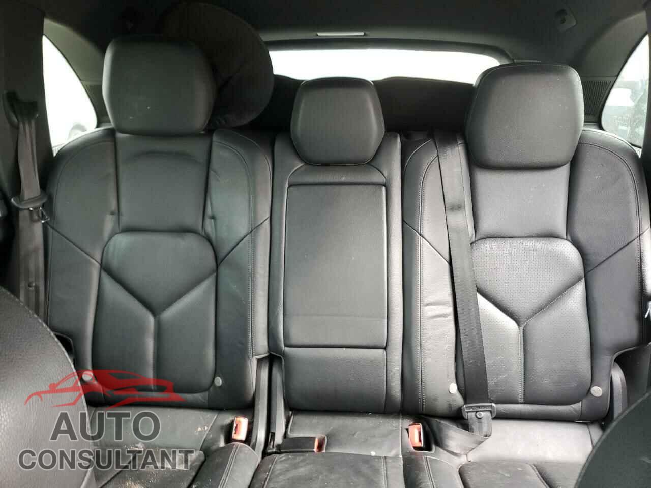 PORSCHE CAYENNE 2012 - WP1AA2A21CLA09644