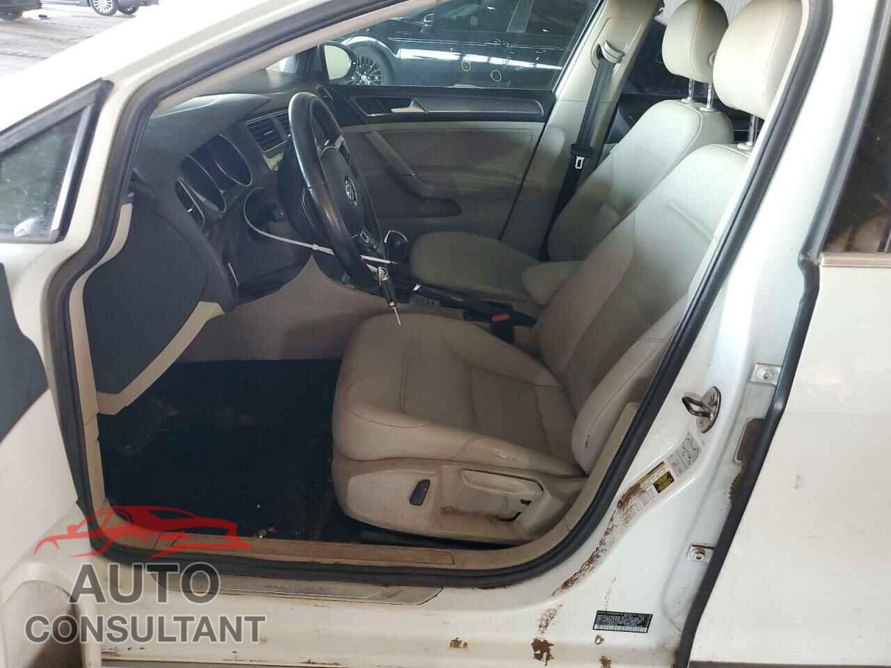 VOLKSWAGEN GOLF 2017 - 3VWH17AU7HM525928