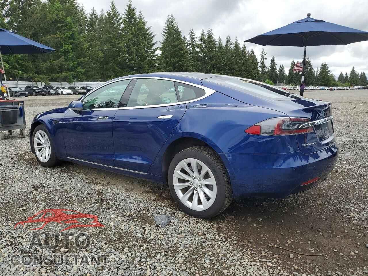 TESLA MODEL S 2018 - 5YJSA1E24JF257235