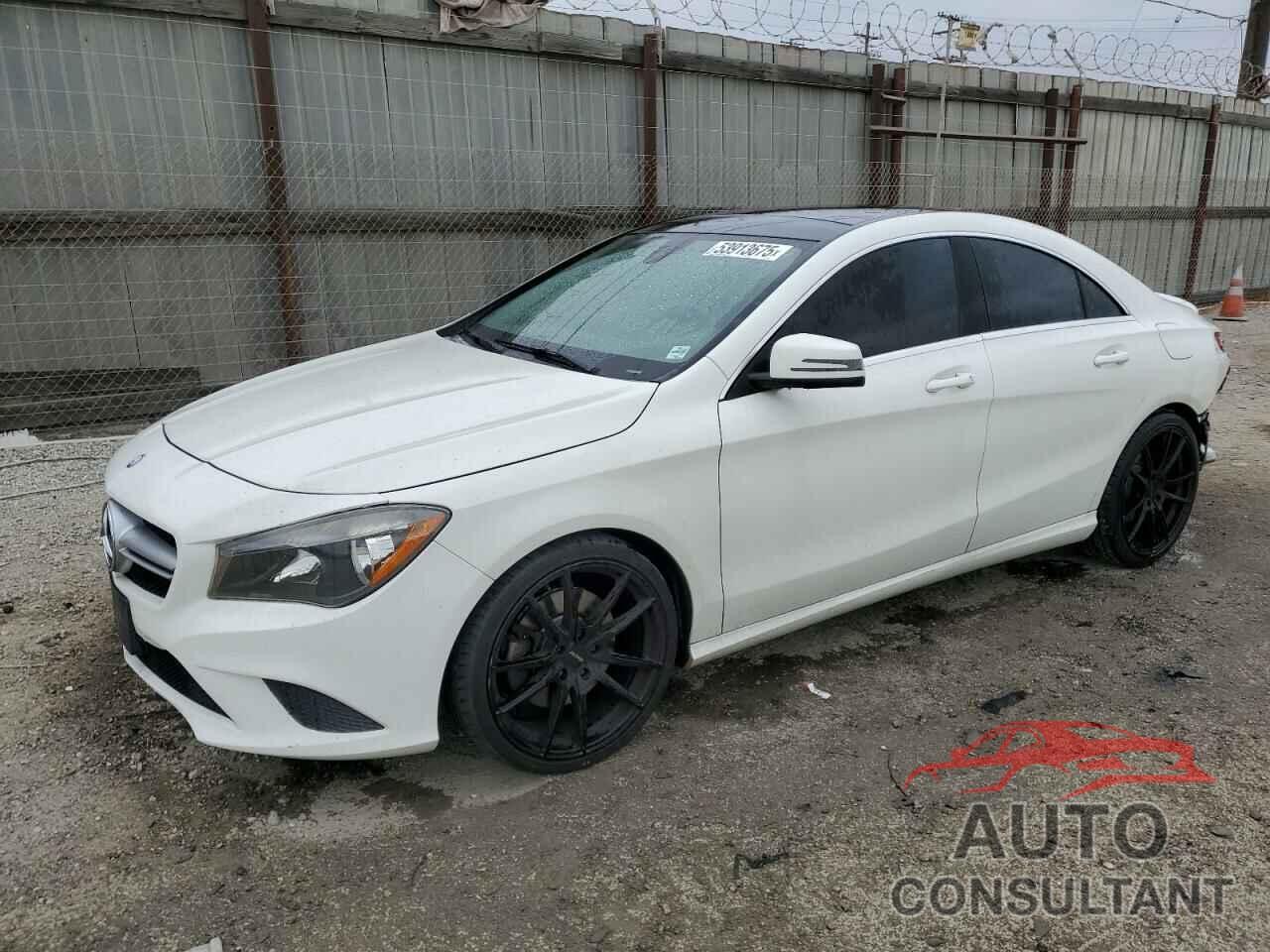 MERCEDES-BENZ CLA-CLASS 2015 - WDDSJ4EB5FN210893