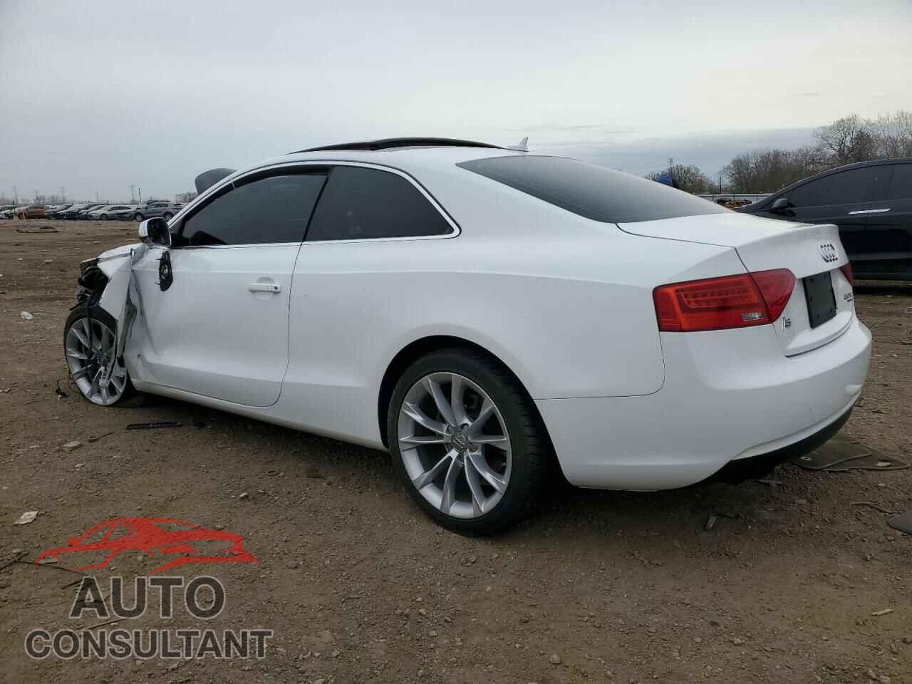 AUDI A5 2013 - WAUCFAFR2DA018360