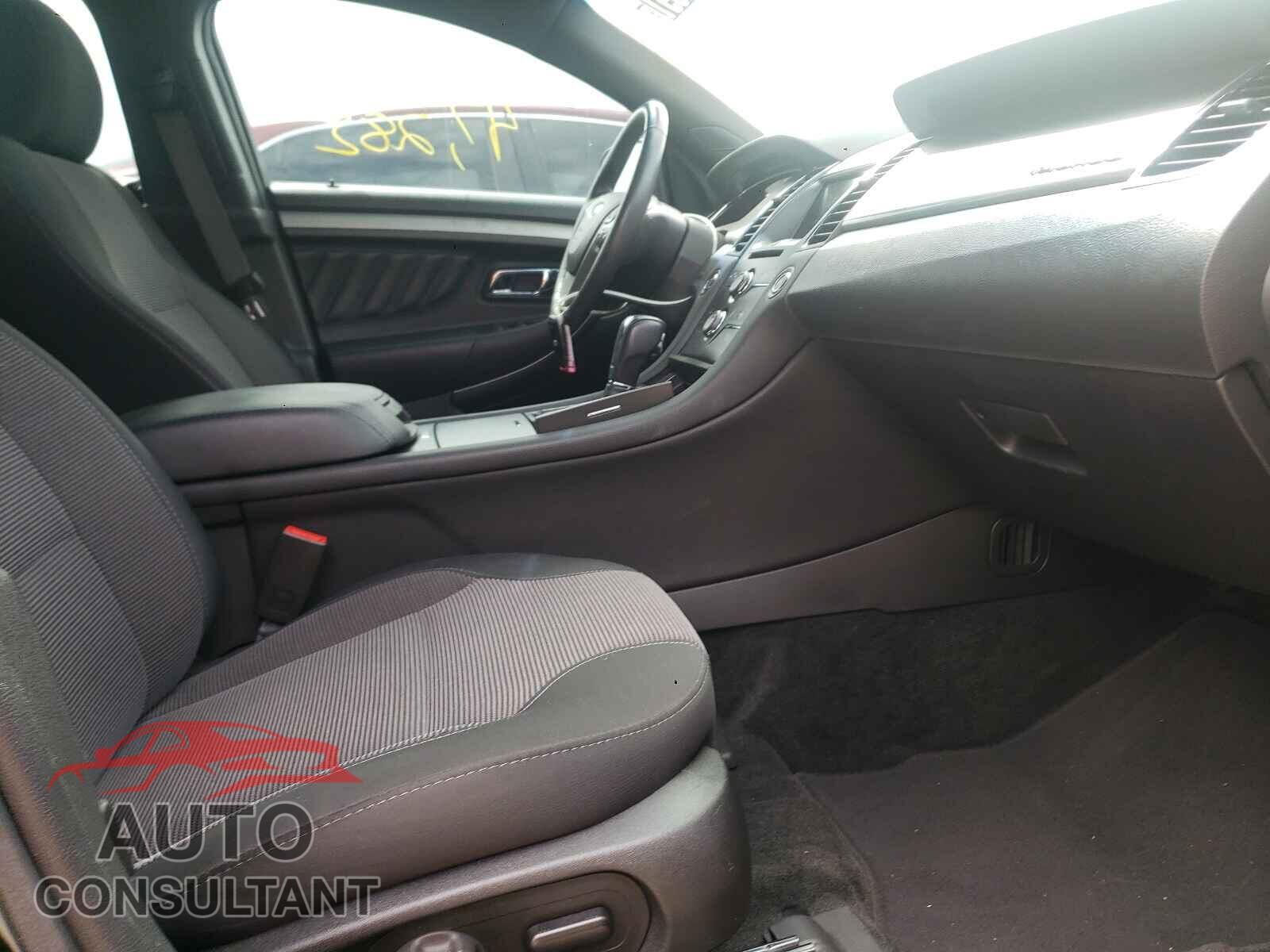 FORD TAURUS 2017 - 1FAHP2E81HG105809