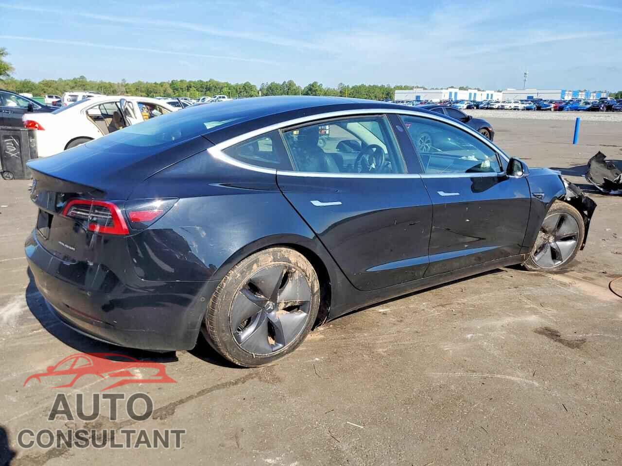 TESLA MODEL 3 2019 - 5YJ3E1EB4KF208563
